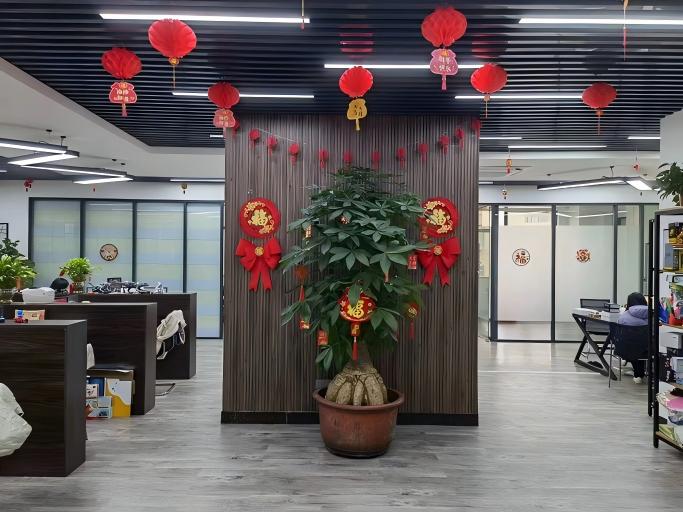 Chenghai office workspace used for buyer coordination