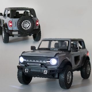 Metal Model Car 1/24 Scale Ford Die Cast with Sound and Lights