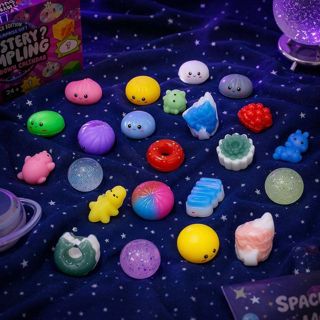 CHT-350808 Mystery Dumpling Fidget Squishy Blind Box Cute Hole Poking S